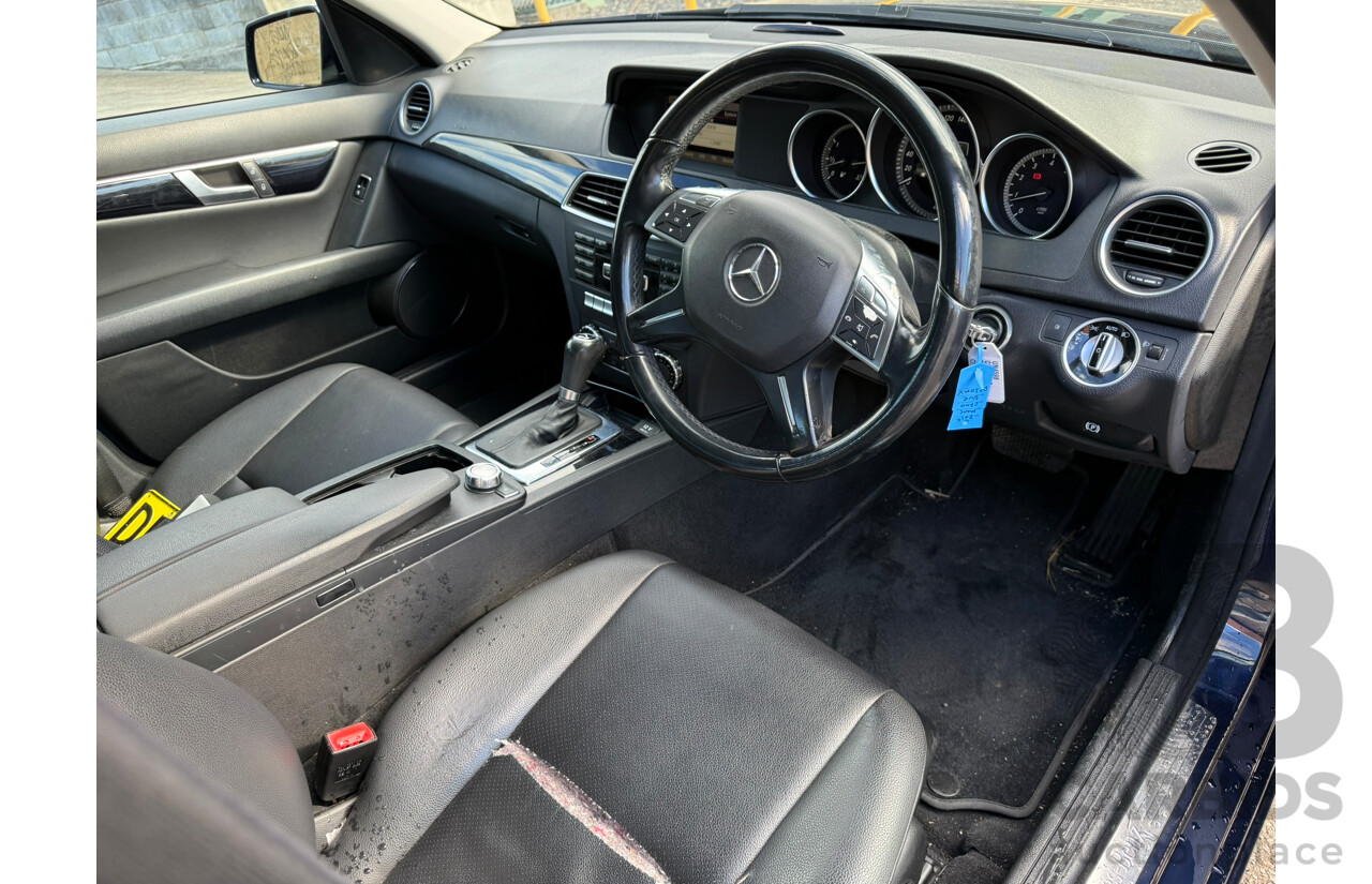 12/2012 Mercedes-Benz C200 BE RWD W204 MY12 4D Sedan Cavansite Blue Metallic 1.8L