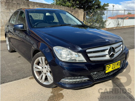 12/2012 Mercedes-Benz C200 BE RWD W204 MY12 4D Sedan Cavansite Blue Metallic 1.8L