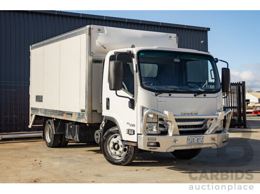 Isuzu NPR 45-190 MWB 4x2 2d Insulated Truck White Turbo Diesel 5.2L