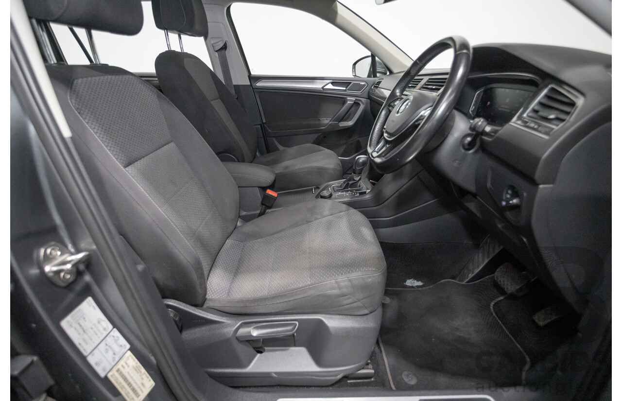 3/2020 Volkswagen Tiguan Allspace 132 TSI Comfortline (AWD) 5NA MY20 4d Wagon Platinum Gray Metallic Turbo 2.0L - 7 Seater