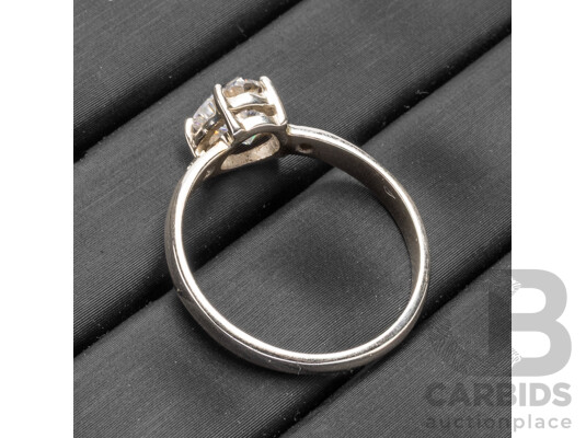 925 Sterling Silver, Moissanite & Diamond Ring - Size P