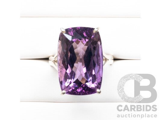 925 Sterling Silver & Large Amethyst Cocktail Ring - Size P.5