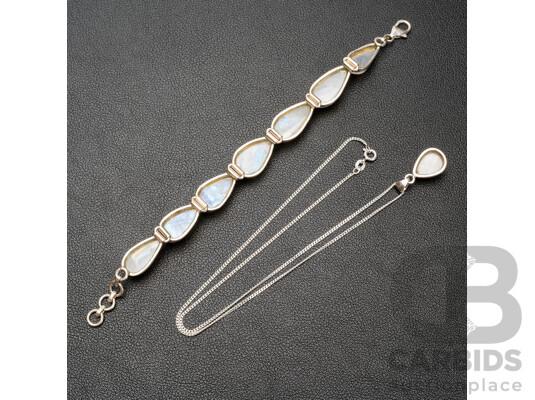 925 Sterling Silver & Rainbow Moonstone Bracelet & Necklace/Pendant Set