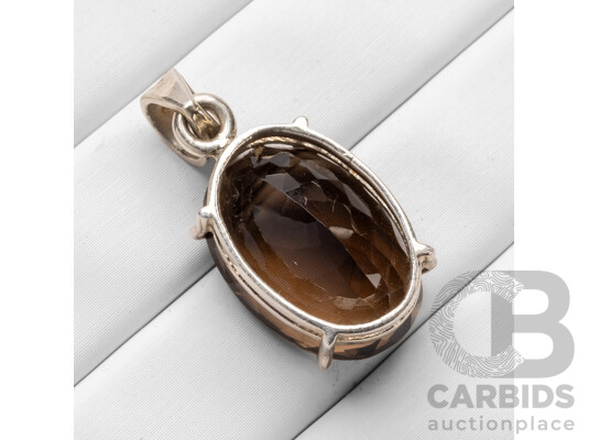 925 Sterling Silver & Smoky Quartz Pendant - 4.94gms