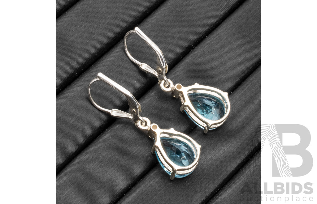 Pair of 925 Sterling Silver, Topaz & Diamonds Earrings - 4.67gms
