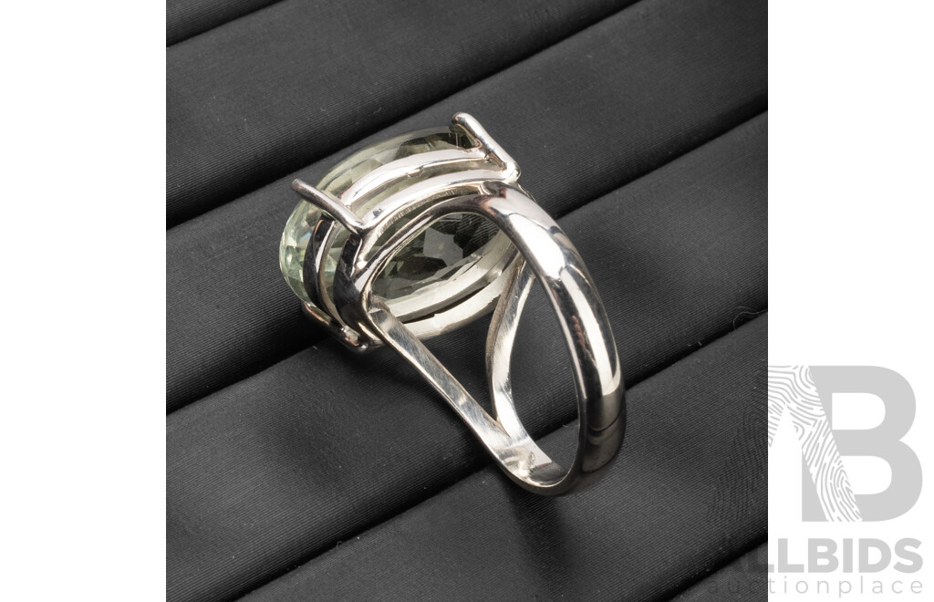 925 Sterling Silver & Green Amethyst Cocktail Ring - Size P.5