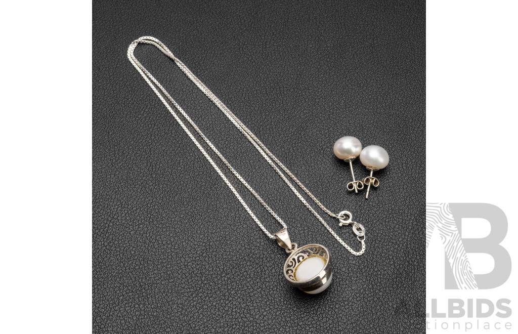 925 Sterling Silver & Cultured Pearl Necklace, Pendant & Earrings Set