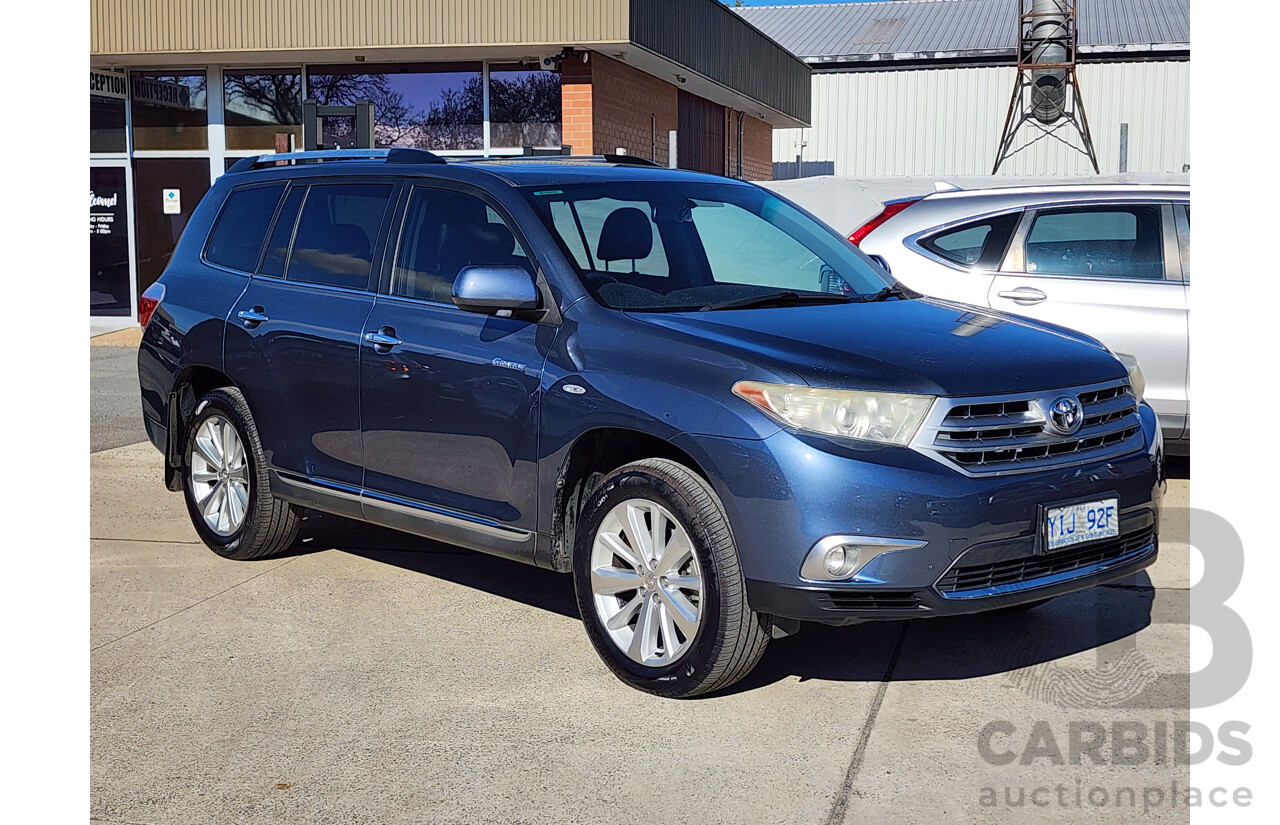 11/2011 Toyota Kluger Grande (4x4) GSU45R MY11 UPGRADE 4d Wagon Blue 3.5L