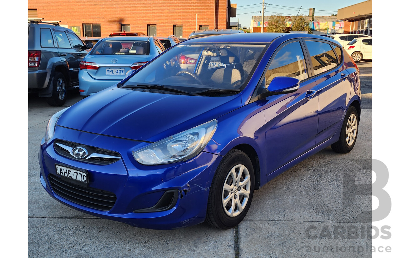 12/2013 Hyundai Accent Active RB2 5d Hatchback Blue 1.6L