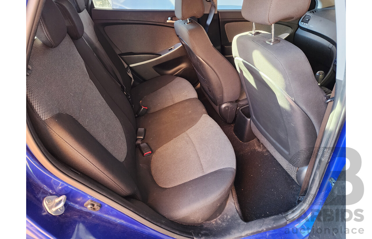 12/2013 Hyundai Accent Active RB2 5d Hatchback Blue 1.6L