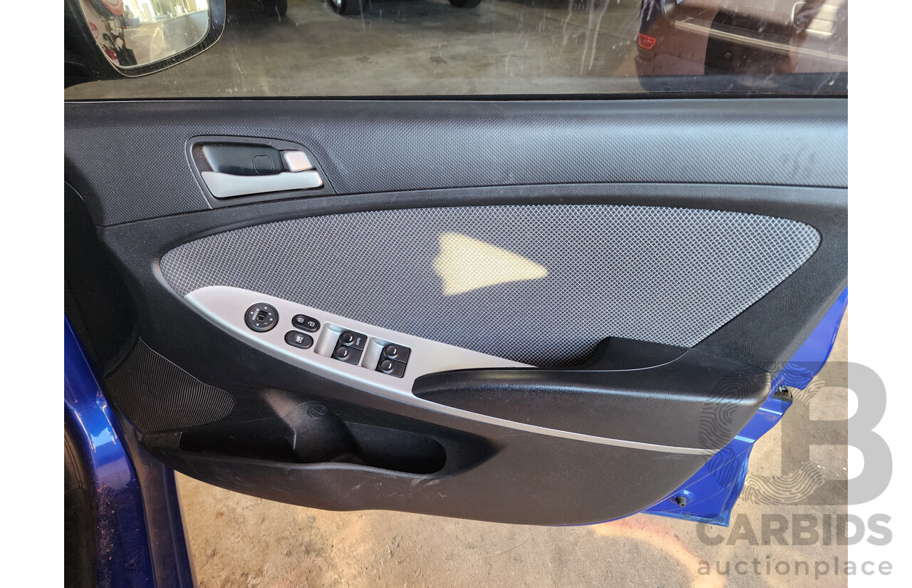 12/2013 Hyundai Accent Active RB2 5d Hatchback Blue 1.6L