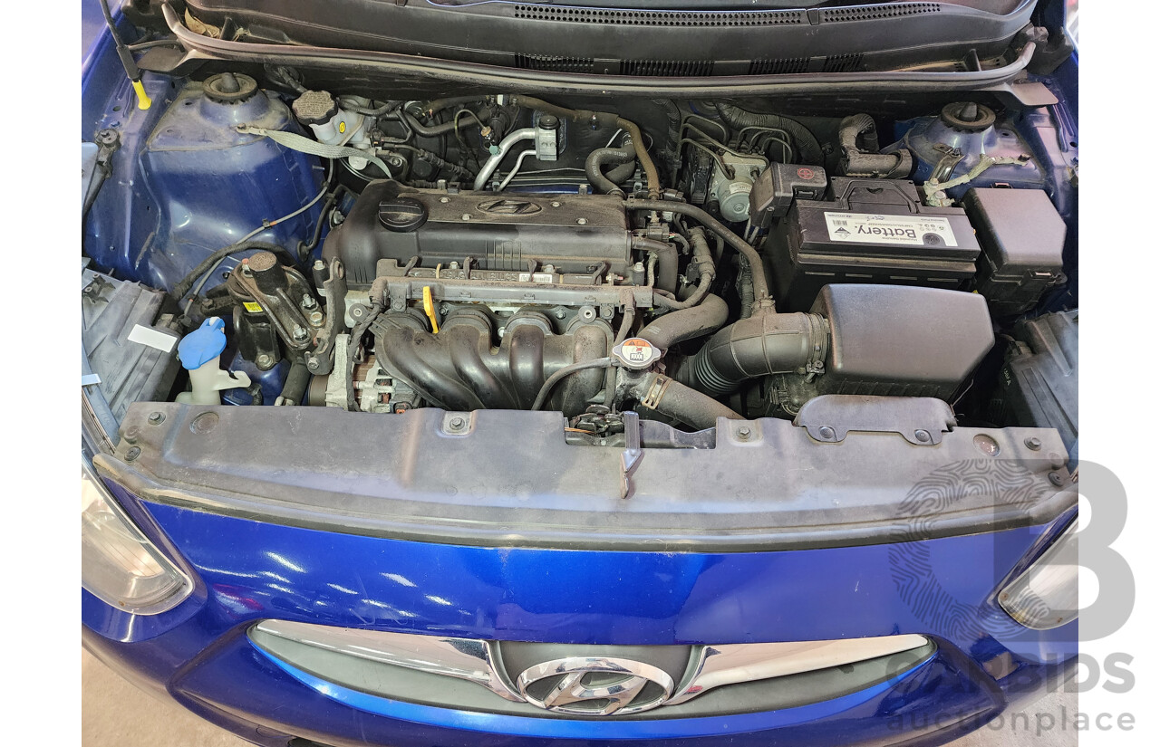 12/2013 Hyundai Accent Active RB2 5d Hatchback Blue 1.6L