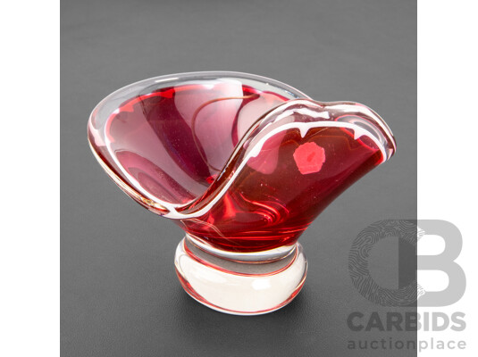 Vintage 1954 Coquille Series Sommerso Art Glass Vase by Paul Kedelv for Flygsfors