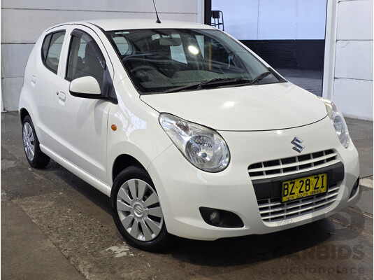 06/2014 Suzuki Alto GL GF MY12 5D Hatchback White 1.0L