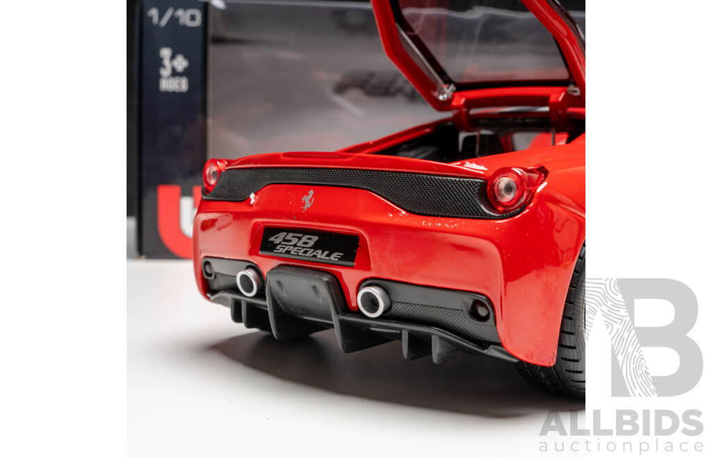 Bburago Ferrari 458 Speciale Red 1:18 Scale Model Car