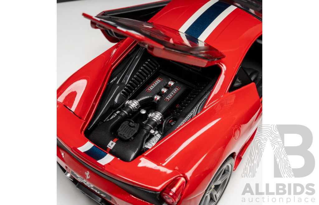 Bburago Ferrari 458 Speciale Red 1:18 Scale Model Car