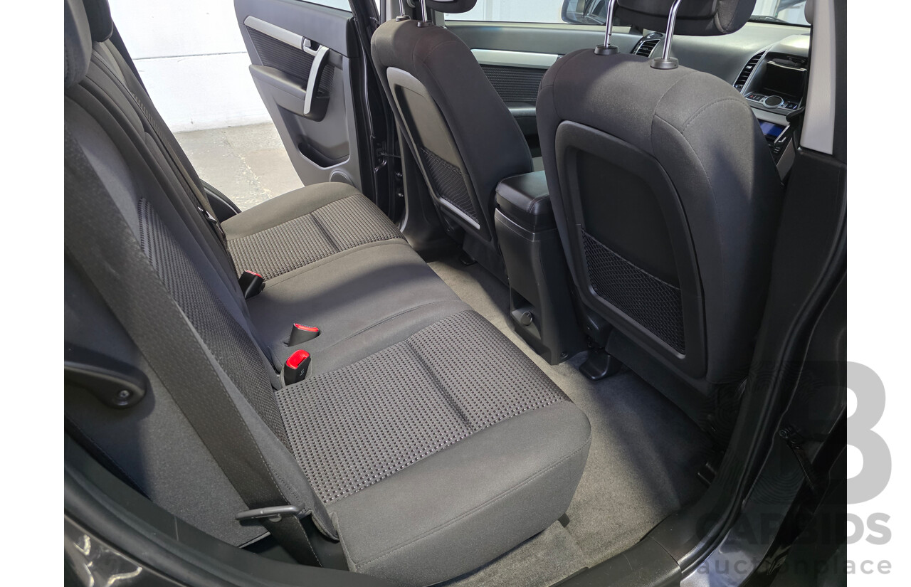 09/2014 Holden Captiva 7 LS CG MY14 4D Wagon Cyber Grey Turbo Diesel 2.2L - 7 Seater