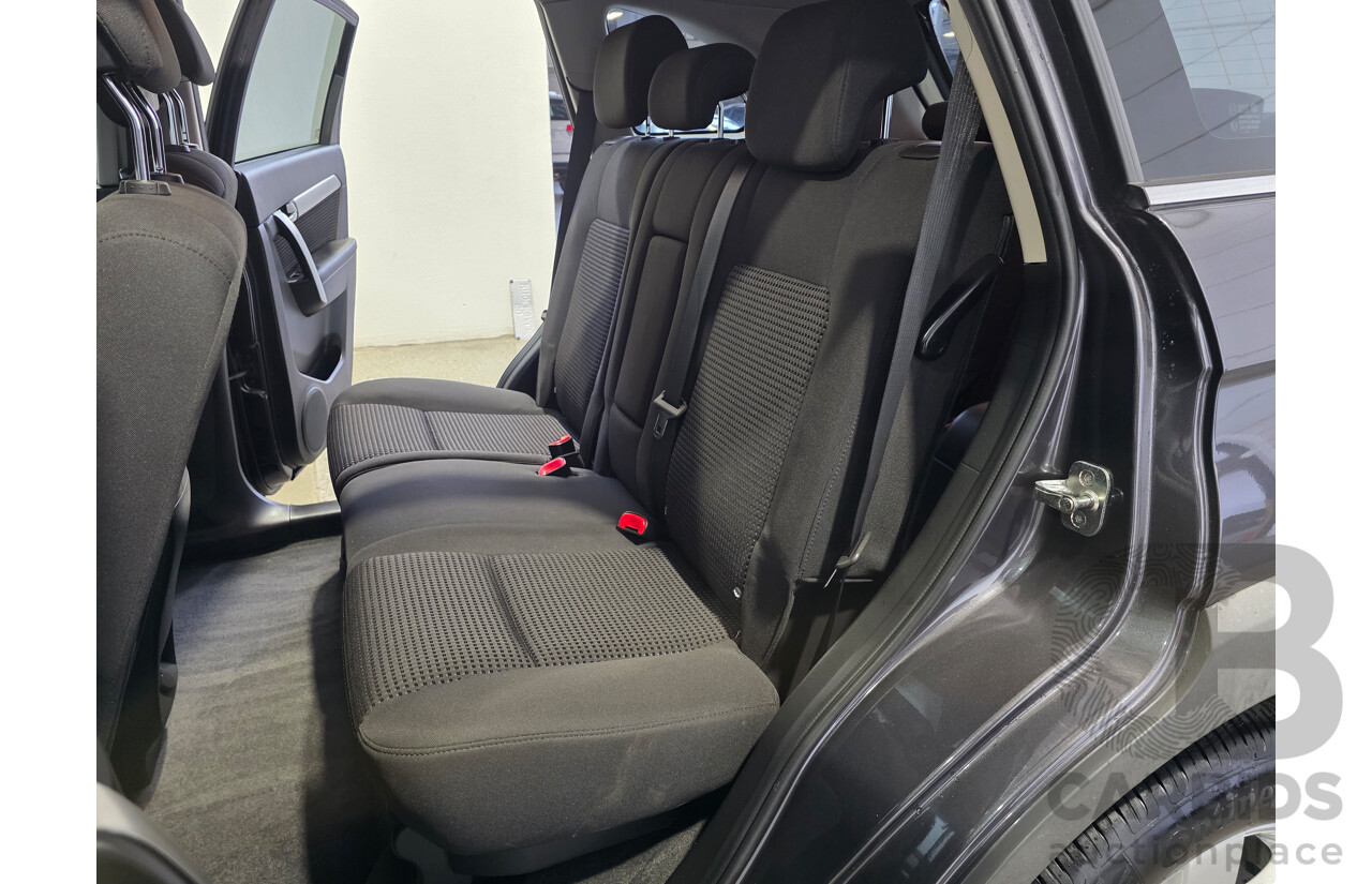 09/2014 Holden Captiva 7 LS CG MY14 4D Wagon Cyber Grey Turbo Diesel 2.2L - 7 Seater
