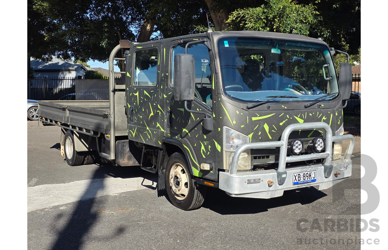 1/2008 Isuzu NPR 300 Crew Trayback 4d Arc White / Raptor Coat Turbo Diesel 5.2L - 7 Seater