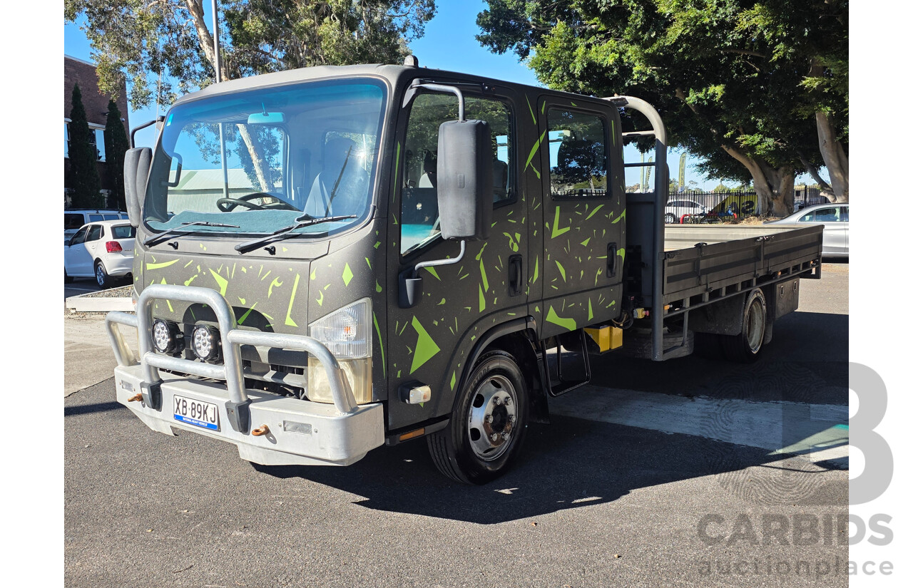 1/2008 Isuzu NPR 300 Crew Trayback 4d Arc White / Raptor Coat Turbo Diesel 5.2L - 7 Seater