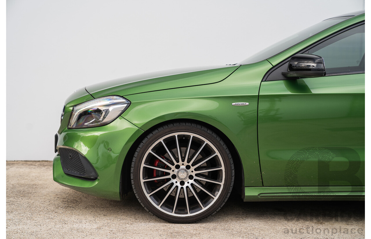 03/2016 Mercedes Benz A250 Sport 4Matic (AWD) 176 MY15 5d Hatchback Elbaite Green Metallic Turbo 2.0L