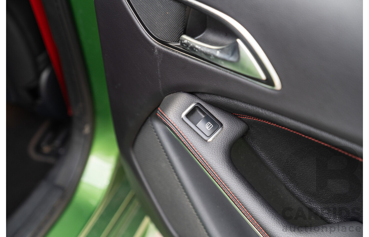 03/2016 Mercedes Benz A250 Sport 4Matic (AWD) 176 MY15 5d Hatchback Elbaite Green Metallic Turbo 2.0L