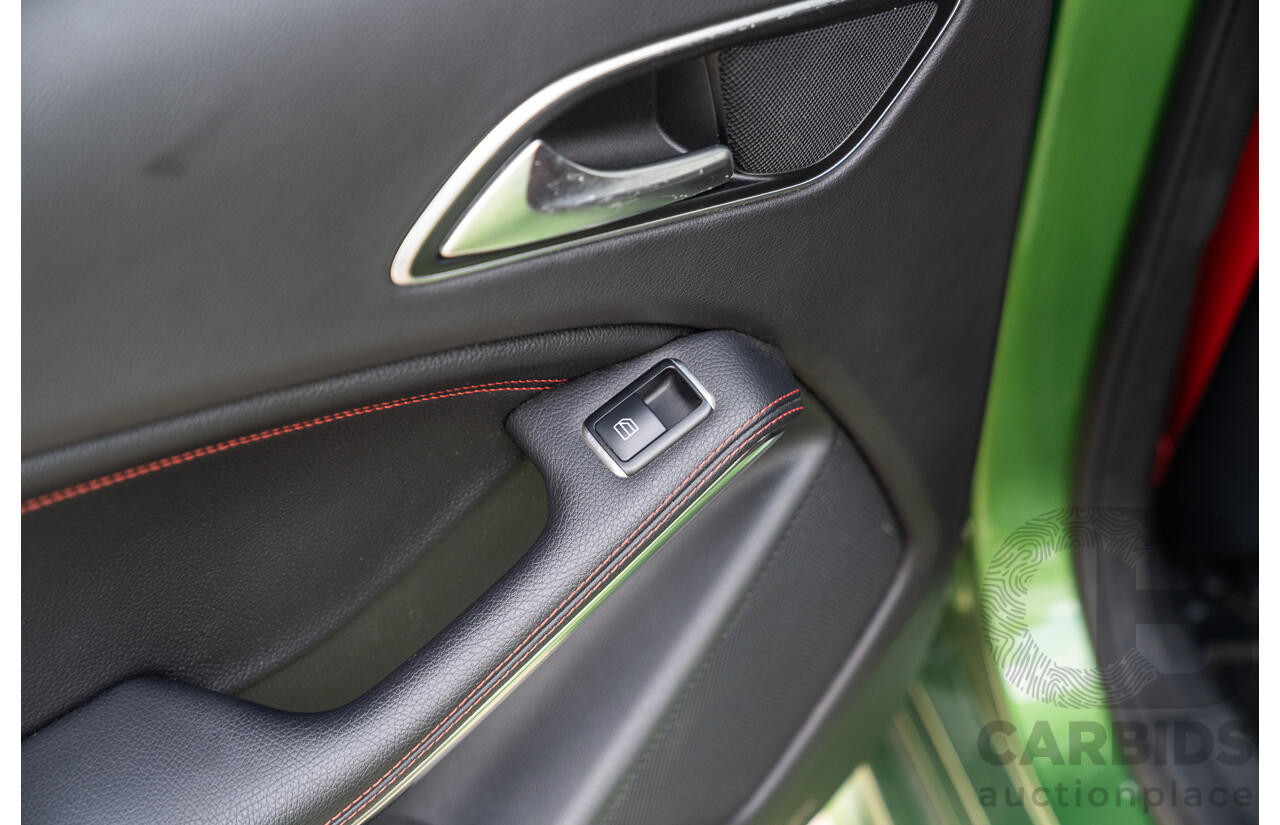03/2016 Mercedes Benz A250 Sport 4Matic (AWD) 176 MY15 5d Hatchback Elbaite Green Metallic Turbo 2.0L