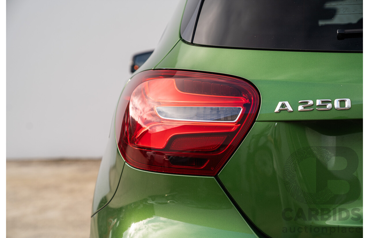 03/2016 Mercedes Benz A250 Sport 4Matic (AWD) 176 MY15 5d Hatchback Elbaite Green Metallic Turbo 2.0L