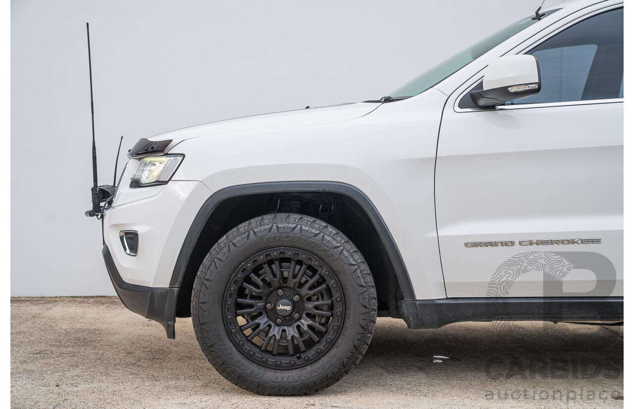 04/2015 Jeep Grand Cherokee Laredo (4x4) WK MY15 4d Wagon Bright White V6 3.6L