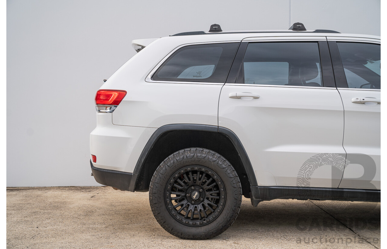 04/2015 Jeep Grand Cherokee Laredo (4x4) WK MY15 4d Wagon Bright White V6 3.6L