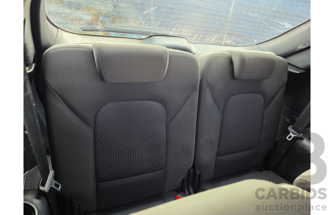 10/2014 Hyundai Santa Fe Active (AWD) DM 4D Wagon Silver 2.4L - 7 Seats