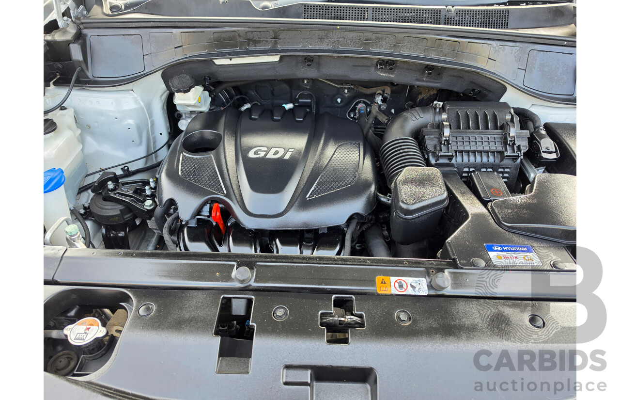 10/2014 Hyundai Santa Fe Active (AWD) DM 4D Wagon Silver 2.4L - 7 Seats