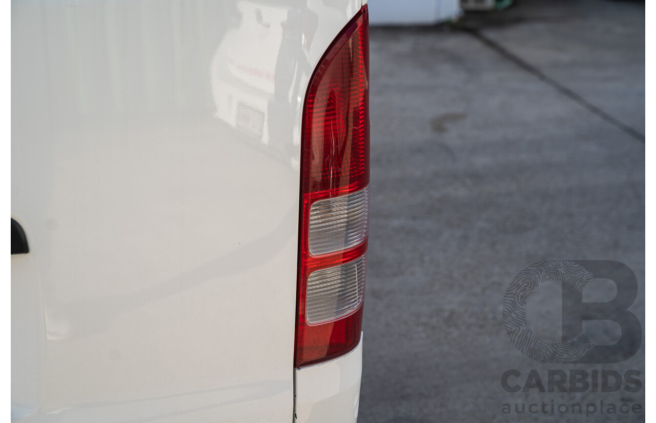 08/2005 Toyota Hiace LWB TRH201R 4d Van White 2.7L