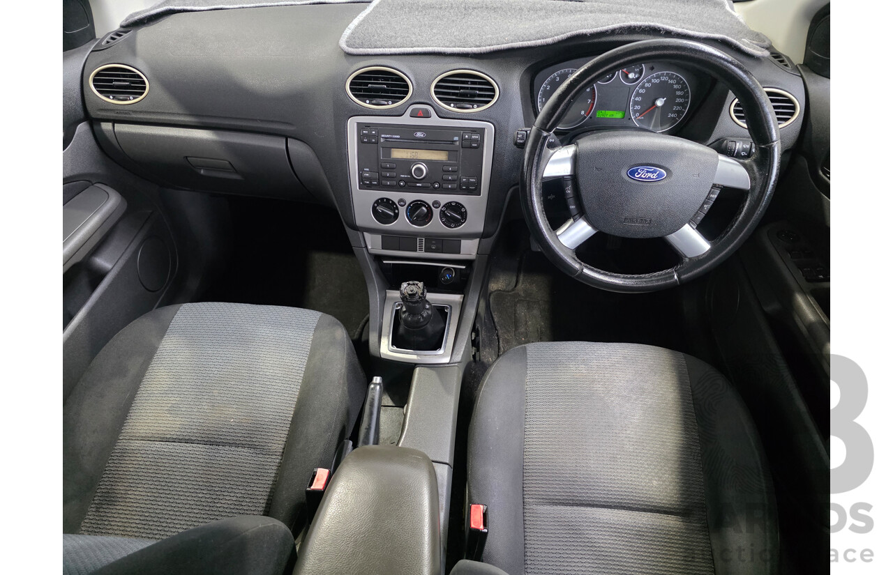 4/2008 Ford Focus LX LT 4d Sedan Grey 2.0L