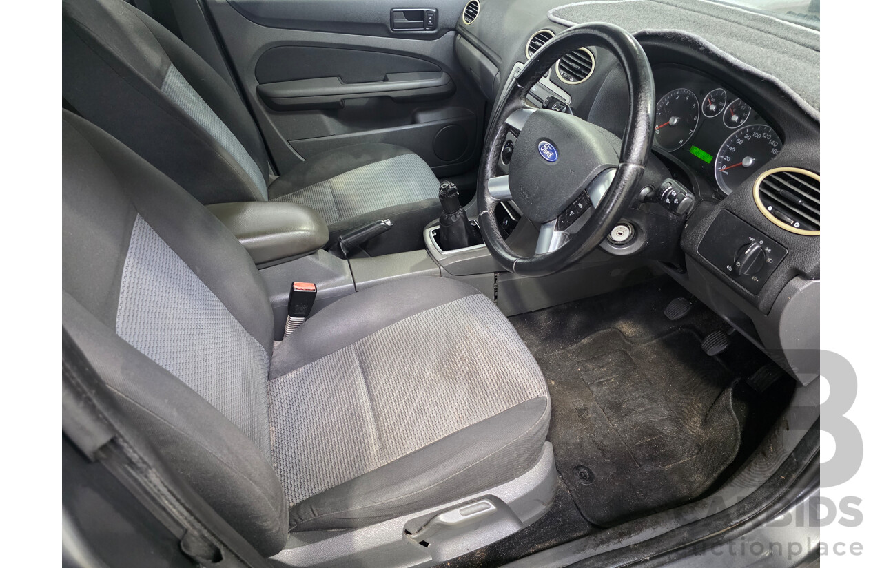 4/2008 Ford Focus LX LT 4d Sedan Grey 2.0L