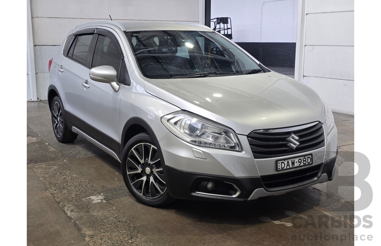 10/2015 Suzuki S-Cross GLX JY 4D Wagon Silky Silver Metallic 1.6L