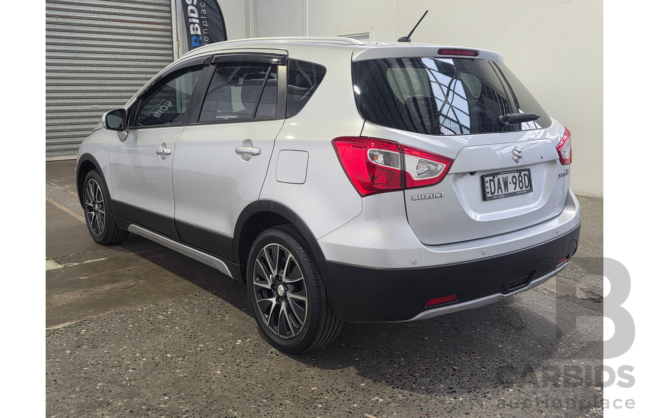 10/2015 Suzuki S-Cross GLX JY 4D Wagon Silky Silver Metallic 1.6L