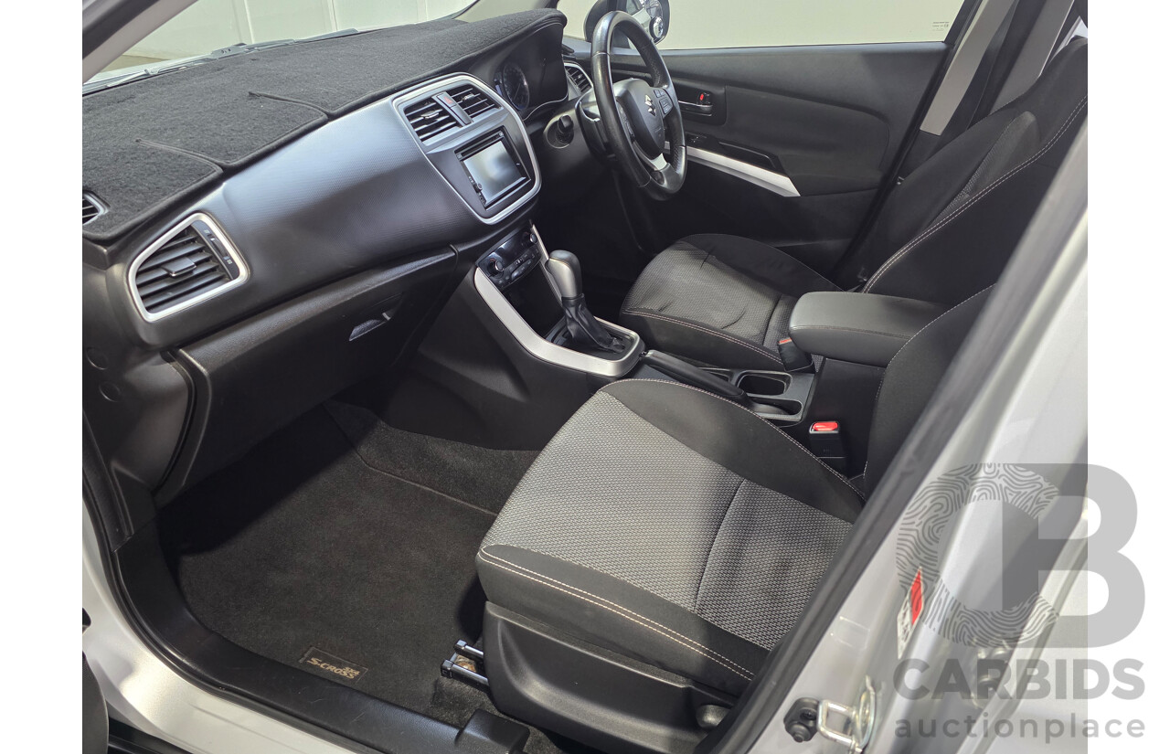 10/2015 Suzuki S-Cross GLX JY 4D Wagon Silky Silver Metallic 1.6L
