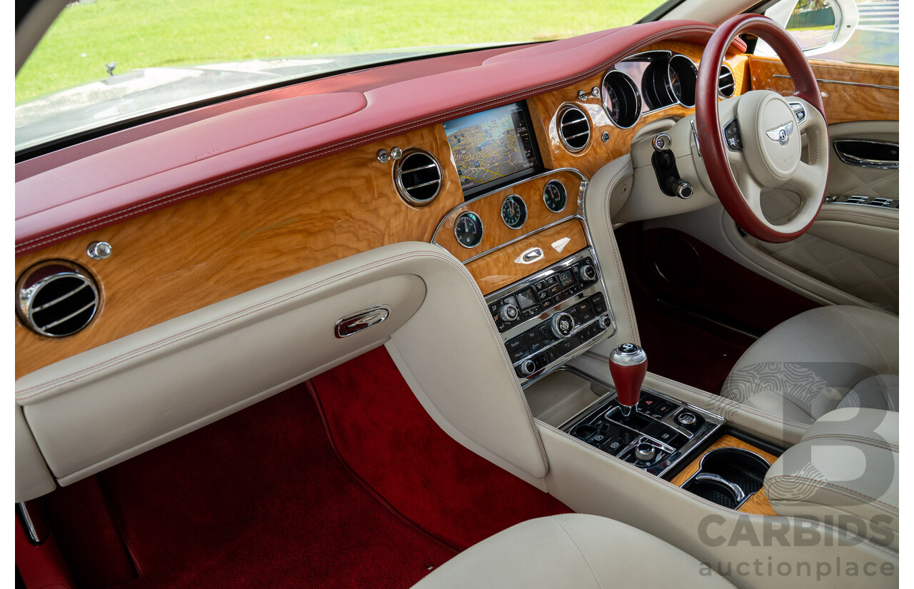 08/2013 Bentley Mulsanne (Mulliner & Premiere Specification) 3Y 4d Sedan Ghost Pearl White Twin Turbo V8 6.8L