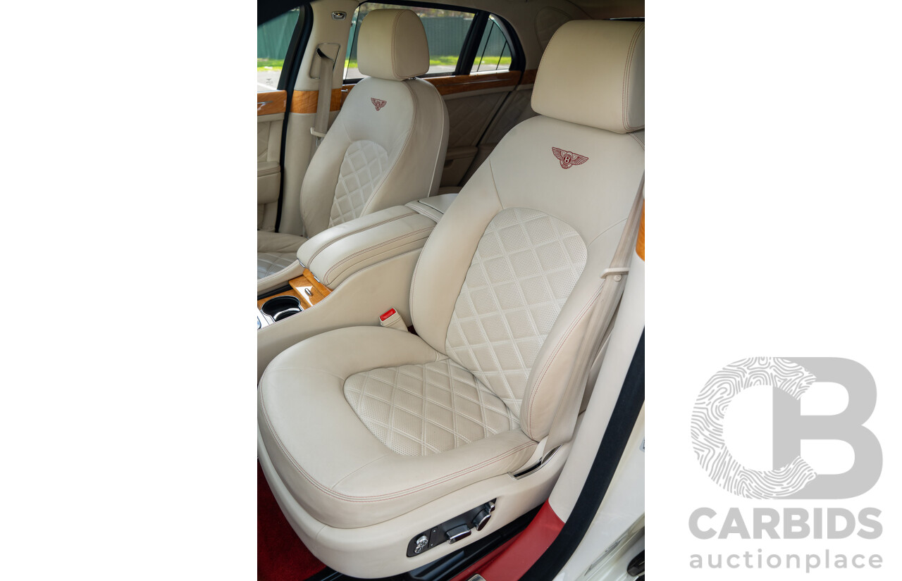 08/2013 Bentley Mulsanne (Mulliner & Premiere Specification) 3Y 4d Sedan Ghost Pearl White Twin Turbo V8 6.8L