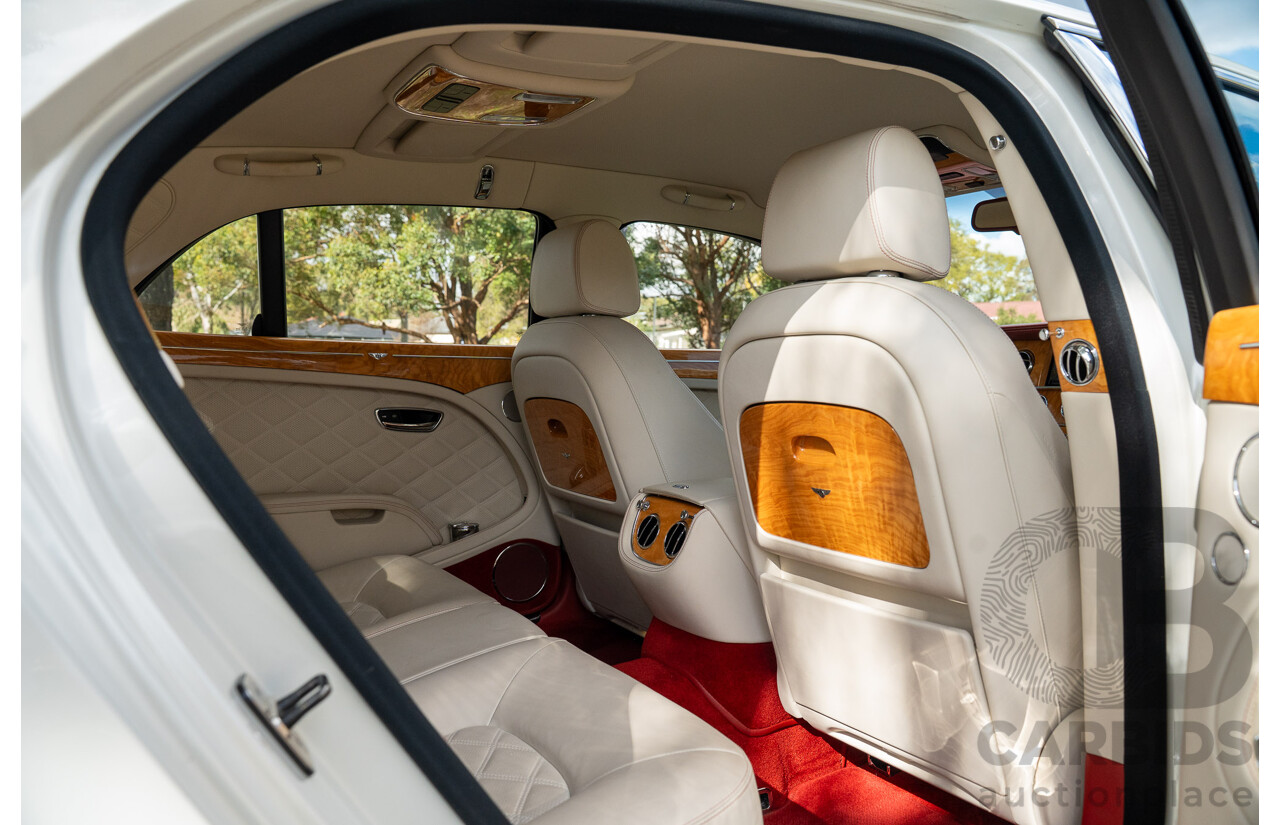 08/2013 Bentley Mulsanne (Mulliner & Premiere Specification) 3Y 4d Sedan Ghost Pearl White Twin Turbo V8 6.8L