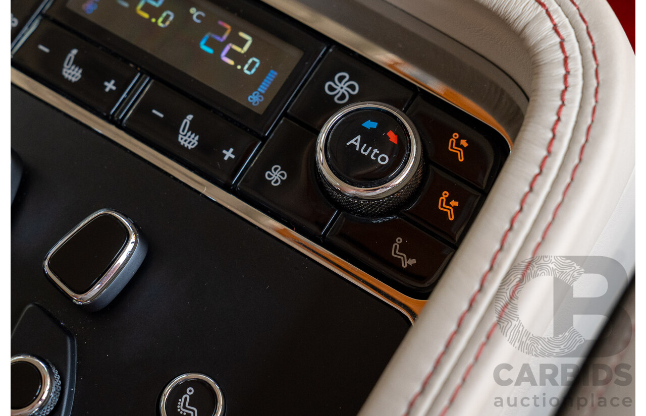 08/2013 Bentley Mulsanne (Mulliner & Premiere Specification) 3Y 4d Sedan Ghost Pearl White Twin Turbo V8 6.8L