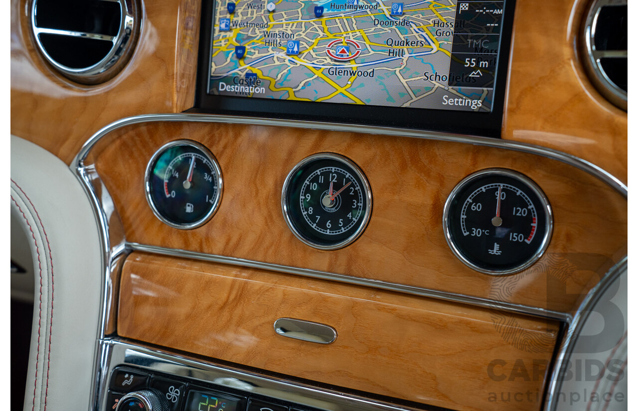08/2013 Bentley Mulsanne (Mulliner & Premiere Specification) 3Y 4d Sedan Ghost Pearl White Twin Turbo V8 6.8L