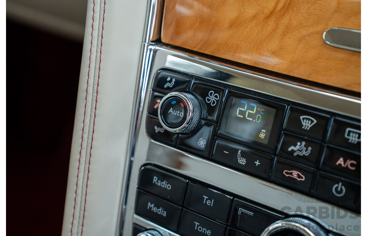 08/2013 Bentley Mulsanne (Mulliner & Premiere Specification) 3Y 4d Sedan Ghost Pearl White Twin Turbo V8 6.8L