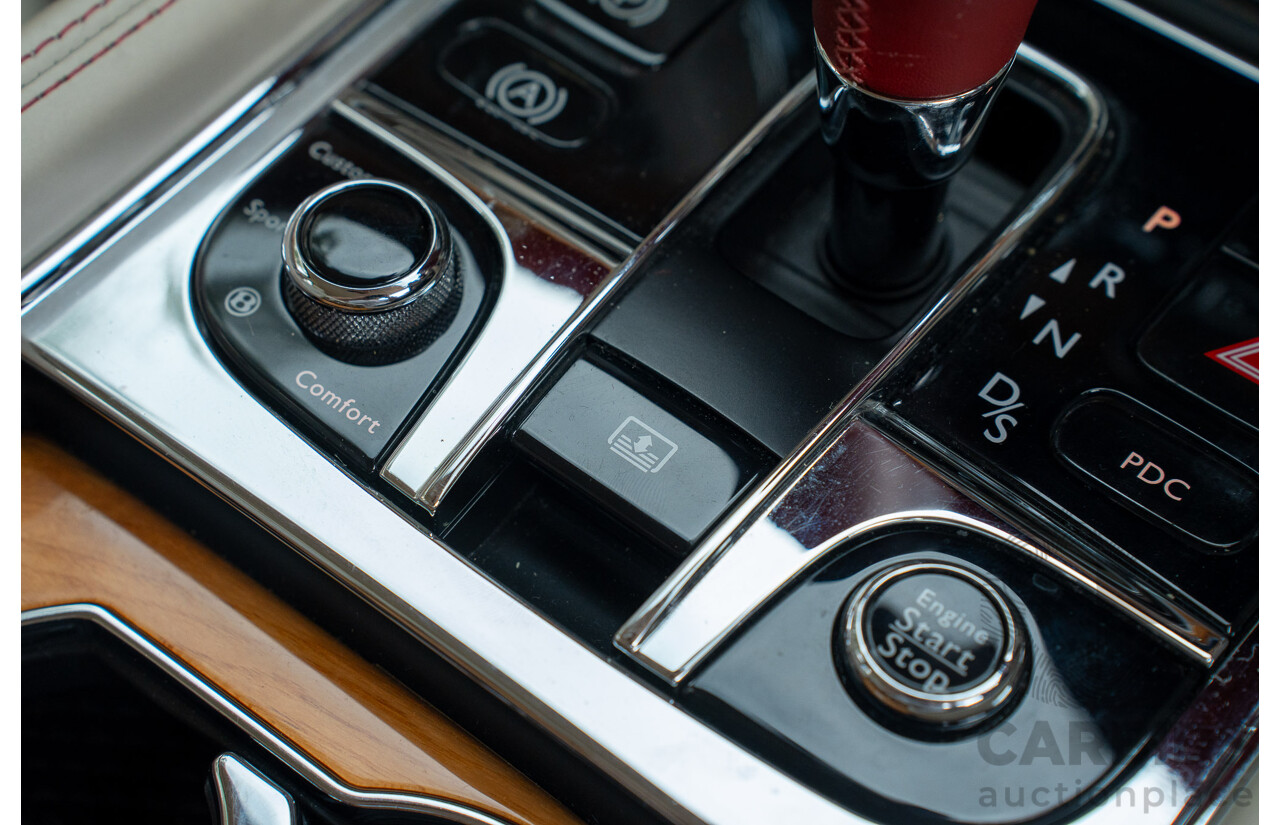 08/2013 Bentley Mulsanne (Mulliner & Premiere Specification) 3Y 4d Sedan Ghost Pearl White Twin Turbo V8 6.8L