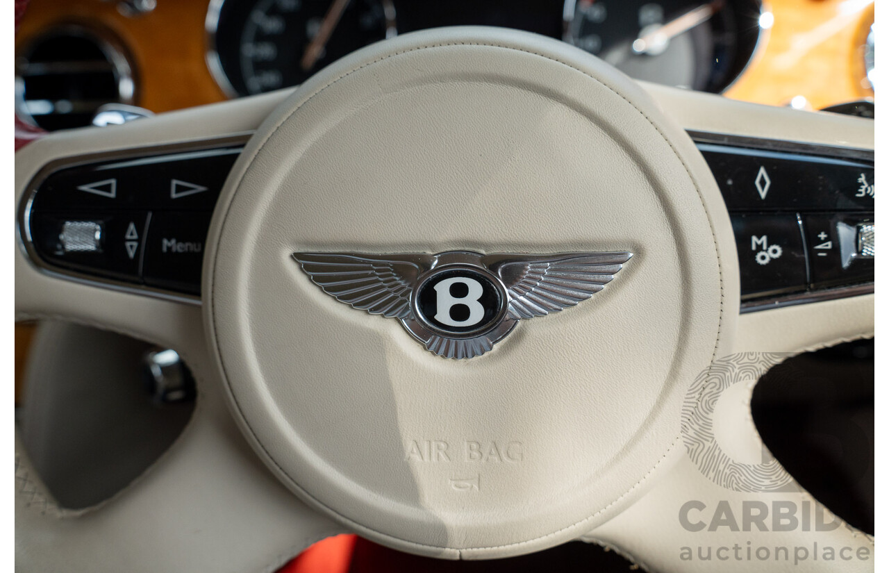 08/2013 Bentley Mulsanne (Mulliner & Premiere Specification) 3Y 4d Sedan Ghost Pearl White Twin Turbo V8 6.8L