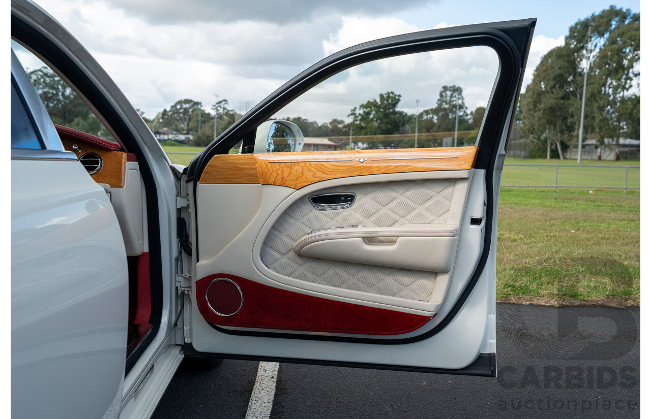 08/2013 Bentley Mulsanne (Mulliner & Premiere Specification) 3Y 4d Sedan Ghost Pearl White Twin Turbo V8 6.8L