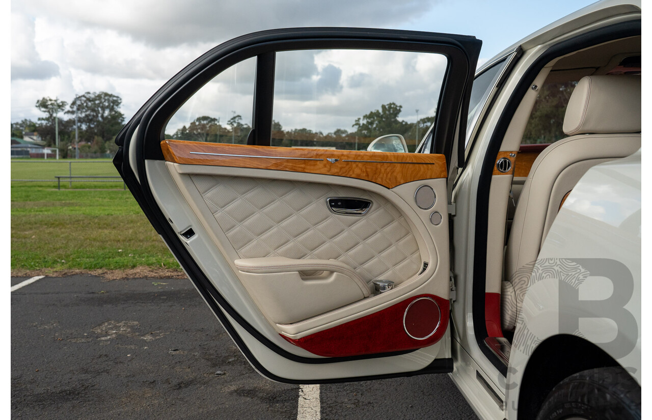 08/2013 Bentley Mulsanne (Mulliner & Premiere Specification) 3Y 4d Sedan Ghost Pearl White Twin Turbo V8 6.8L