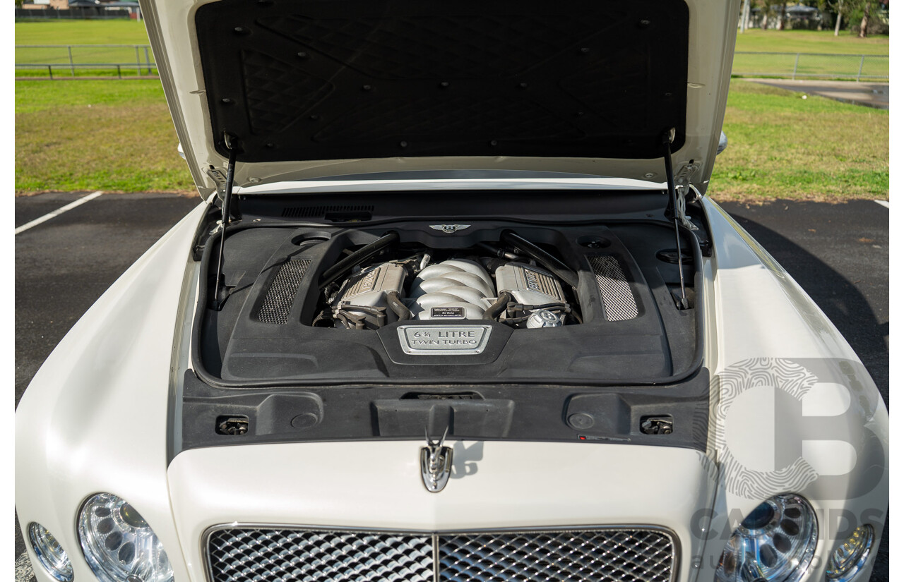 08/2013 Bentley Mulsanne (Mulliner & Premiere Specification) 3Y 4d Sedan Ghost Pearl White Twin Turbo V8 6.8L