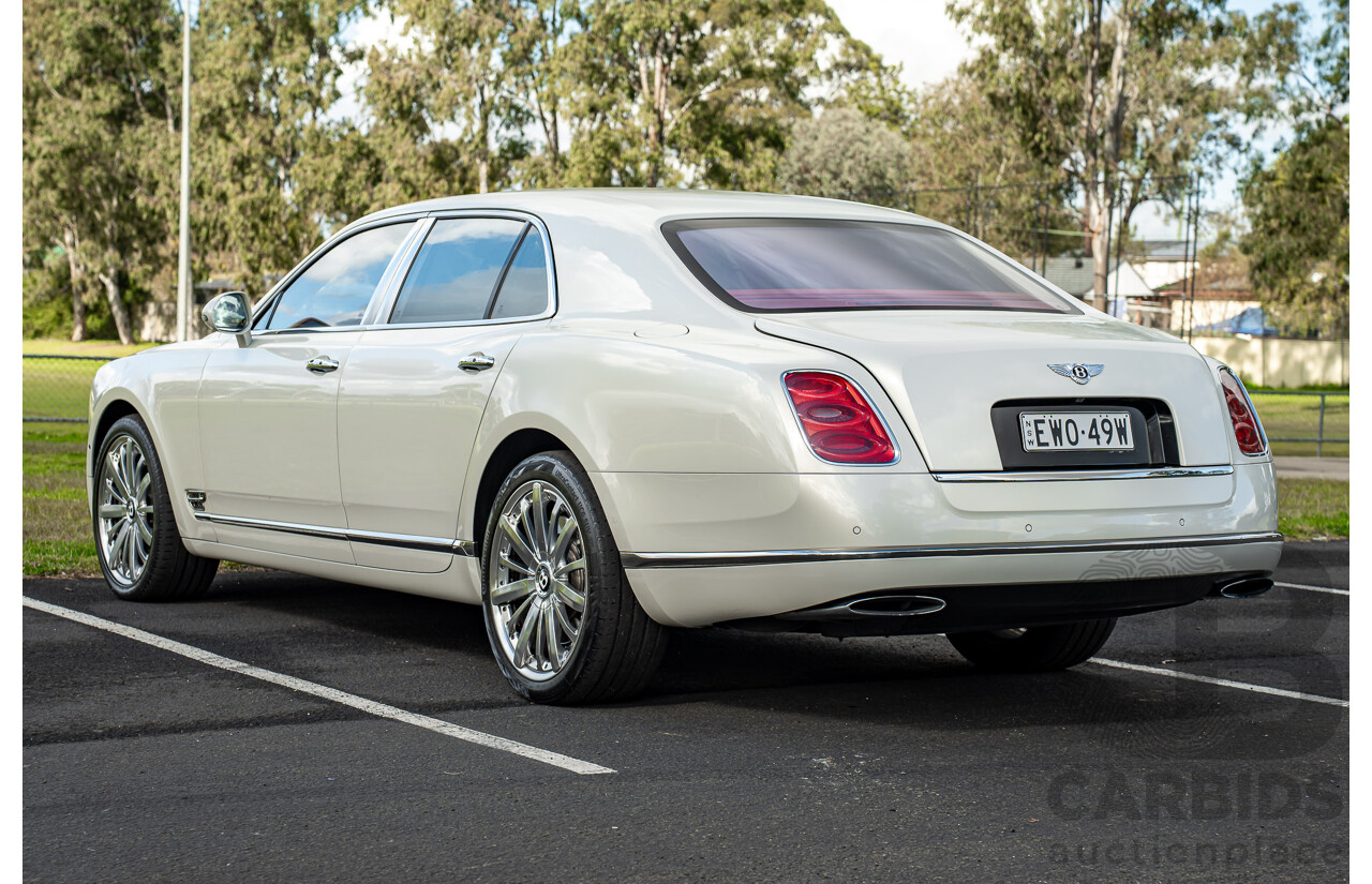 08/2013 Bentley Mulsanne (Mulliner & Premiere Specification) 3Y 4d Sedan Ghost Pearl White Twin Turbo V8 6.8L